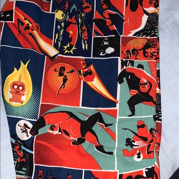 LULAROE leggings with incredible characters - Picture 2 of 3